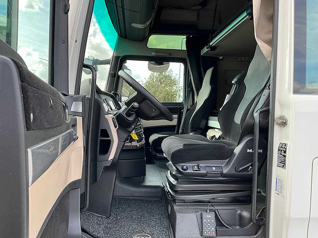 2019 man tgx 18.460 4x2 euro6 vrachtwagen - afbeelding 11 van  35