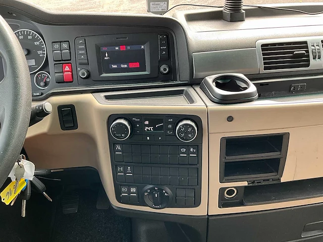 2019 man tgx 18.460 4x2 euro6 vrachtwagen - afbeelding 19 van  35