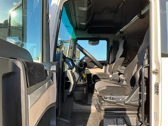 2019 man tgx 18.460 4x2 euro6 vrachtwagen - afbeelding 11 van  36
