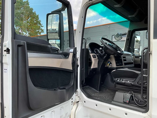 2019 man tgx 18.460 4x2 euro6 vrachtwagen - afbeelding 18 van  36