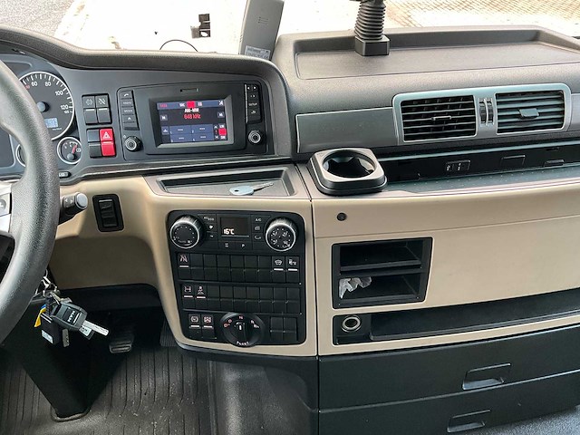 2019 man tgx 18.460 4x2 euro6 vrachtwagen - afbeelding 17 van  36