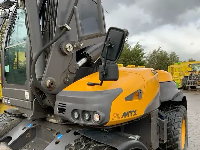 2019 mecalac 12mtx banden graafmachine - afbeelding 8 van  45