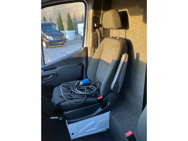 2019 mercedes-benz 319 v6-3.0 bedrijfswagen - afbeelding 7 van  25