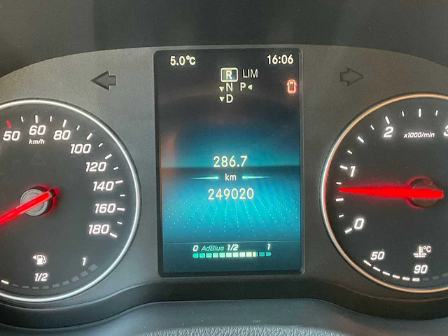 2019 mercedes-benz 319 v6-3.0 bedrijfswagen - afbeelding 9 van  25