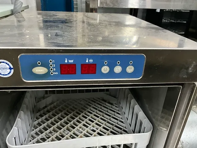 2019 metos lux 40 el glazenspoelmachine - afbeelding 4 van  5