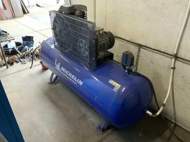 2019 michelin 1121580387 luchtcompressor - afbeelding 2 van  5