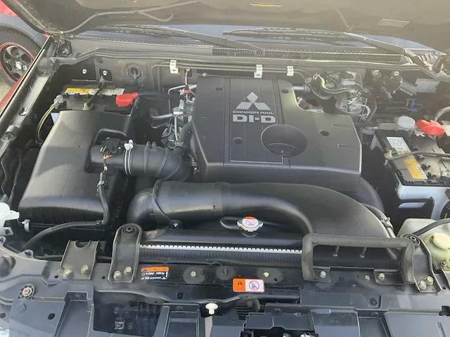 2019 mitsubishi pajero 3.2di-d c-stijl 4x4 terrein bedrijfsvoertuig - afbeelding 11 van  30