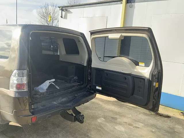 2019 mitsubishi pajero 3.2di-d c-stijl 4x4 terrein bedrijfsvoertuig - afbeelding 21 van  30