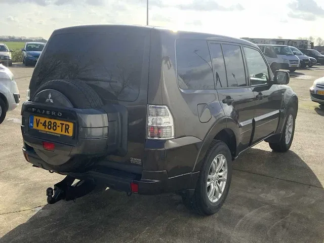 2019 mitsubishi pajero 3.2di-d c-stijl 4x4 terrein bedrijfsvoertuig - afbeelding 27 van  30