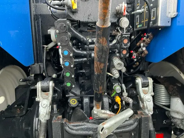 2019 new holland t7.210 vierwielaangedreven landbouwtractor - afbeelding 10 van  29