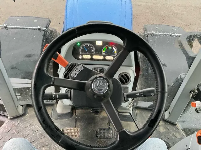 2019 new holland t7.210 vierwielaangedreven landbouwtractor - afbeelding 15 van  29
