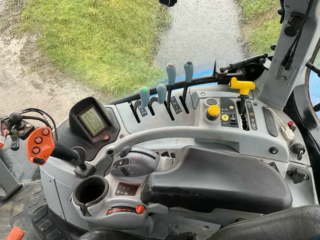 2019 new holland t7.210 vierwielaangedreven landbouwtractor - afbeelding 18 van  29
