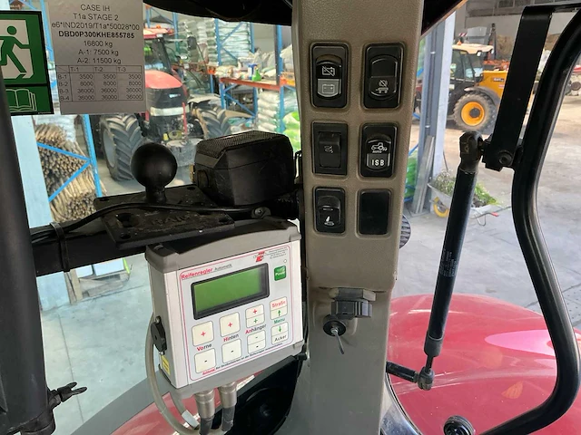 2019 optum 300 cvx vierwielaangedreven landbouwtractor - afbeelding 62 van  80