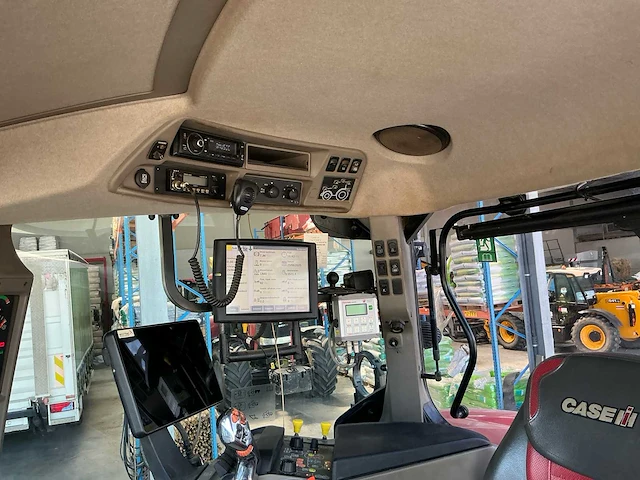 2019 optum 300 cvx vierwielaangedreven landbouwtractor - afbeelding 68 van  80