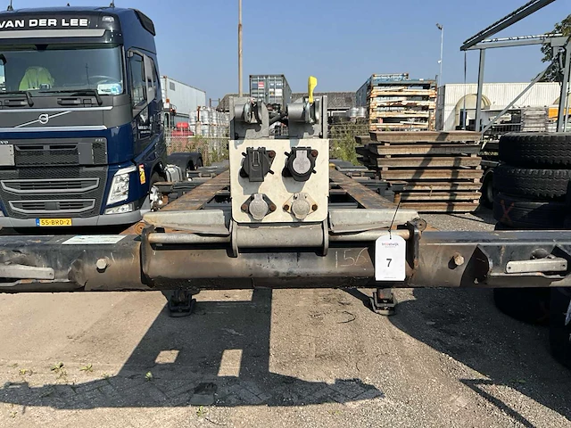 2019 renders f08fj3hwsb containerchassis - afbeelding 14 van  23