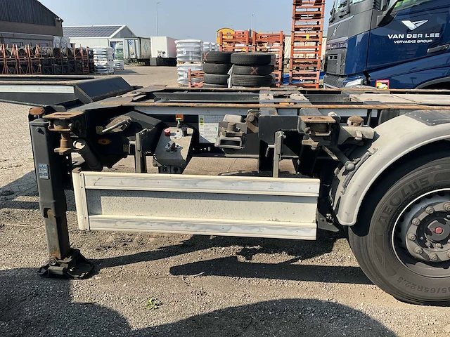 2019 renders f08fj3hwsb containerchassis - afbeelding 18 van  23
