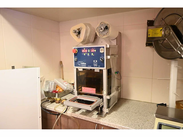 2019 reton rt-59lf semi-automatische schalensluitmachine - afbeelding 1 van  8