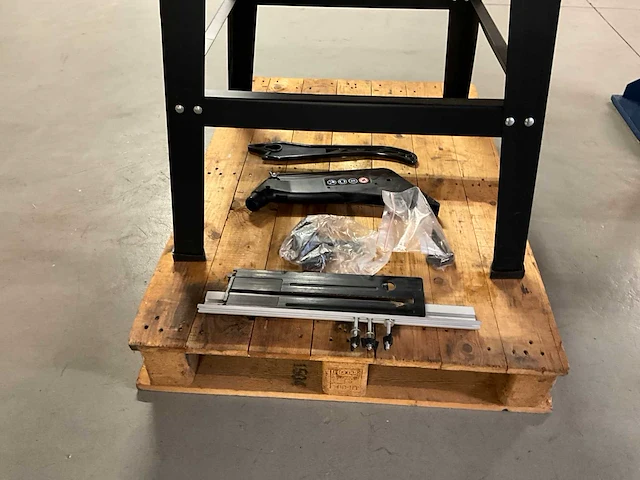 2019 scheppach hs105 tafelcirkelzaagmachine - afbeelding 11 van  14