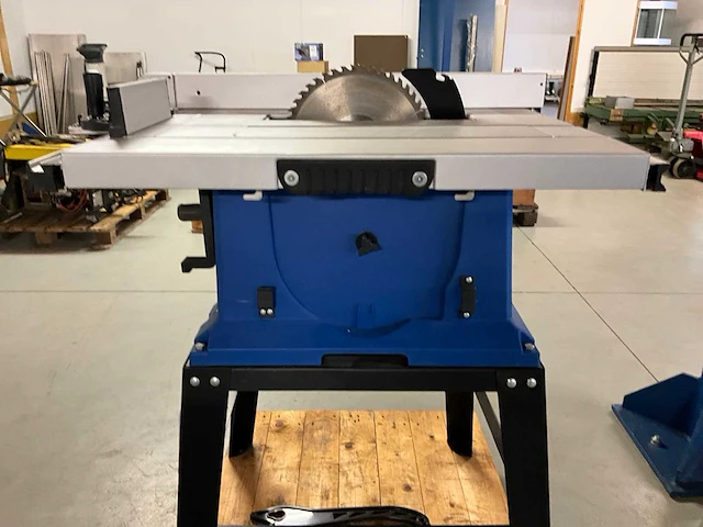 2019 scheppach hs105 tafelcirkelzaagmachine - afbeelding 12 van  14
