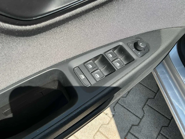 2019 seat leon st 1.0 ecotsi style business intense personenauto - afbeelding 9 van  37