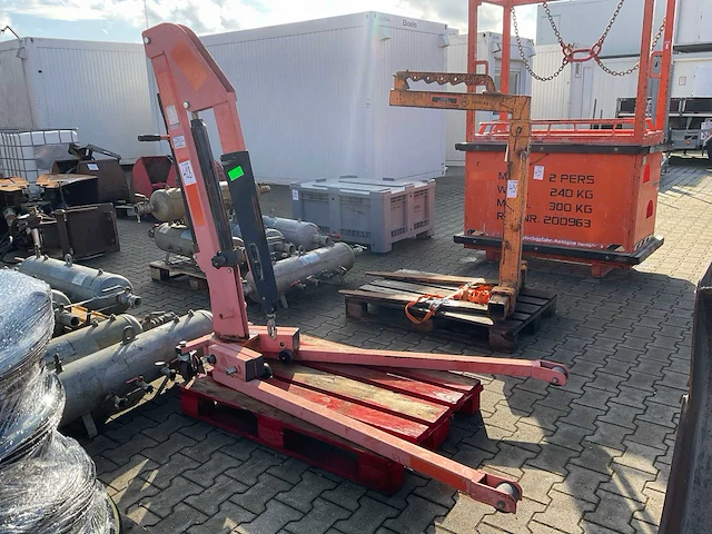 2019 shop crane gwk-1000 werkplaatskraan - afbeelding 1 van  9