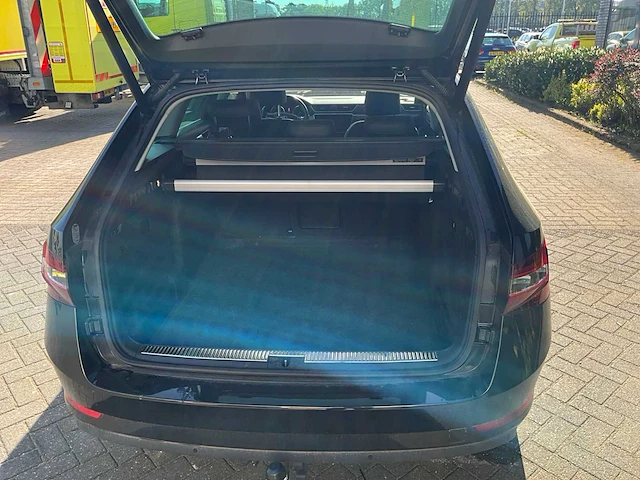 2019 skoda superb combi 1.5 tsi act style business personenauto - afbeelding 18 van  18