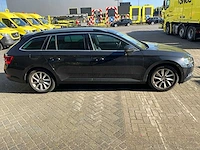 2019 skoda superb combi 1.5 tsi act style business personenauto - afbeelding 4 van  18