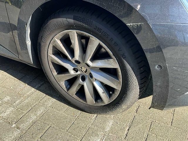 2019 skoda superb combi 1.5 tsi act style business personenauto - afbeelding 9 van  18