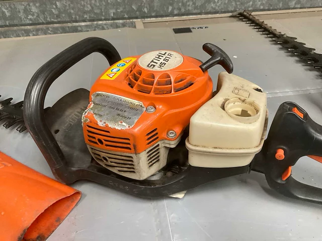 2019 stihl hs81r heggenschaar - afbeelding 3 van  3