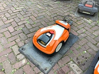 2019 stihl rmi422p robotmaaier - afbeelding 1 van  7