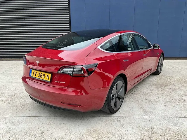 2019 tesla model 3 long range dual motor personenauto - afbeelding 30 van  35