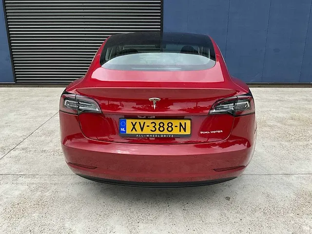 2019 tesla model 3 long range dual motor personenauto - afbeelding 34 van  35