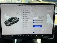 2019 tesla model 3 long range dual motor personenauto - afbeelding 26 van  47