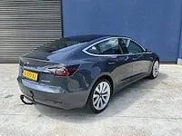 2019 tesla model 3 long range dual motor personenauto - afbeelding 34 van  47