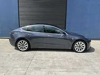 2019 tesla model 3 long range dual motor personenauto - afbeelding 44 van  47