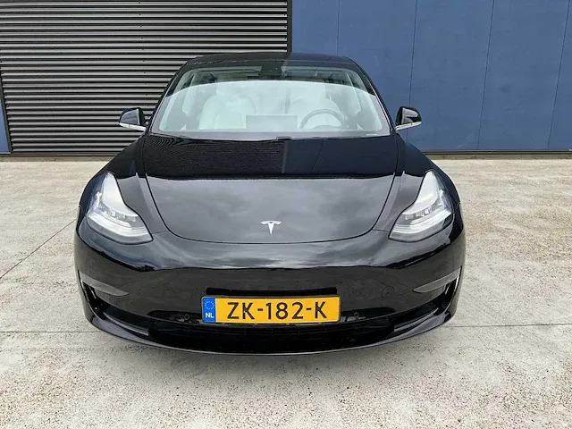 2019 tesla model 3 long range dual motor personenauto - afbeelding 36 van  38