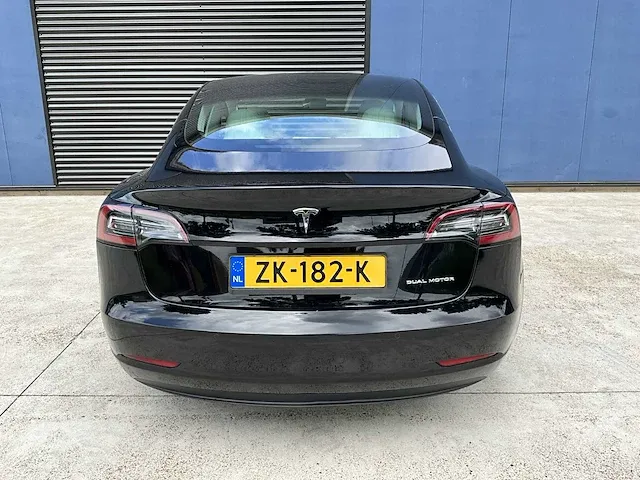 2019 tesla model 3 long range dual motor personenauto - afbeelding 37 van  38