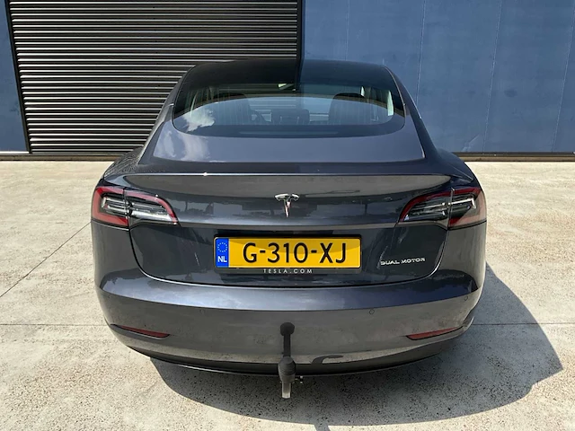 2019 tesla model 3 long range dual motor personenauto - afbeelding 46 van  47