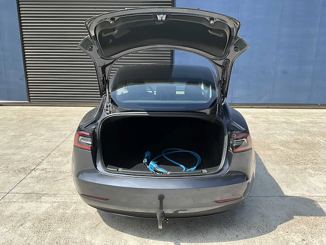 2019 tesla model 3 long range dual motor personenauto - afbeelding 47 van  47