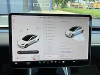 2019 tesla model 3 personenauto - afbeelding 7 van  28