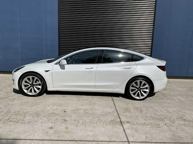 2019 tesla model 3 personenauto - afbeelding 24 van  28