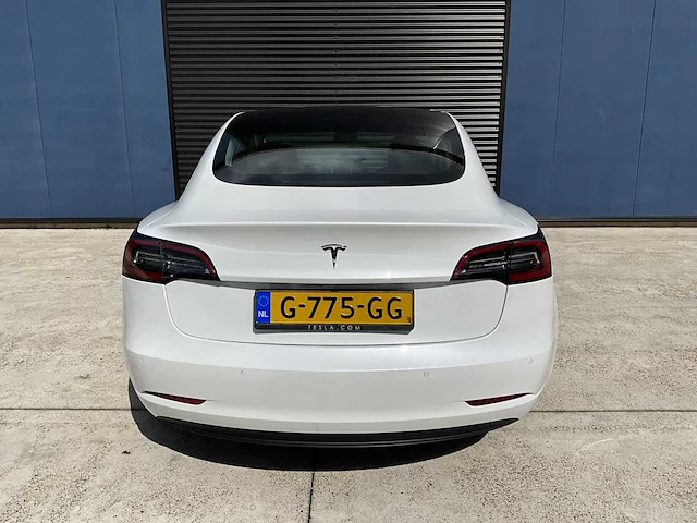 2019 tesla model 3 personenauto - afbeelding 27 van  28