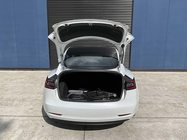 2019 tesla model 3 personenauto - afbeelding 28 van  28