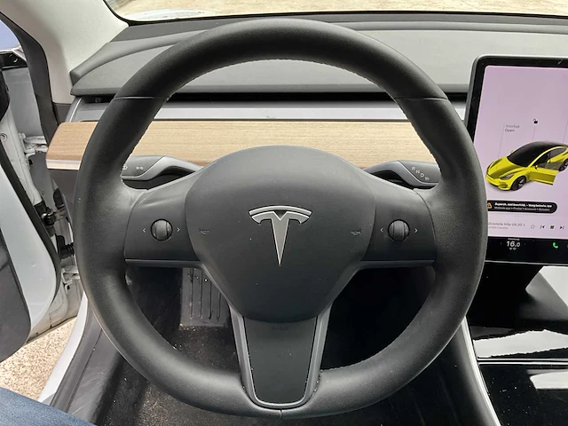 2019 tesla model 3 personenauto - afbeelding 7 van  37