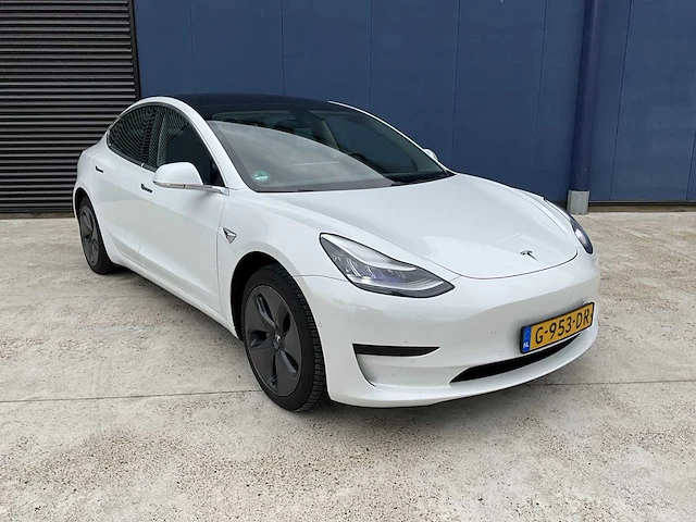 2019 tesla model 3 personenauto - afbeelding 12 van  37