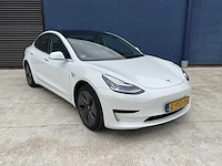 2019 tesla model 3 personenauto - afbeelding 12 van  37