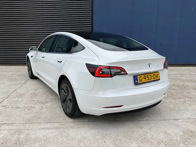 2019 tesla model 3 personenauto - afbeelding 23 van  37