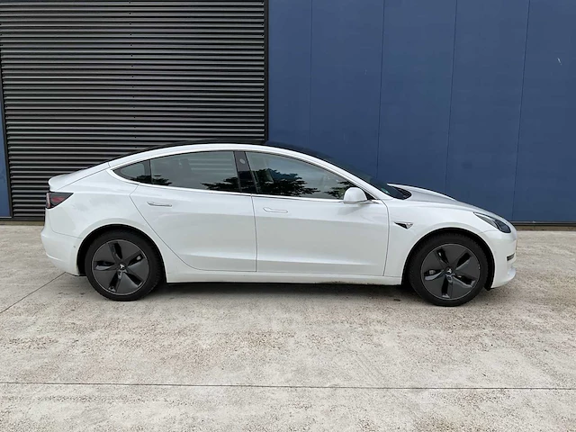 2019 tesla model 3 personenauto - afbeelding 34 van  37