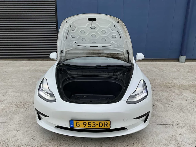 2019 tesla model 3 personenauto - afbeelding 36 van  37