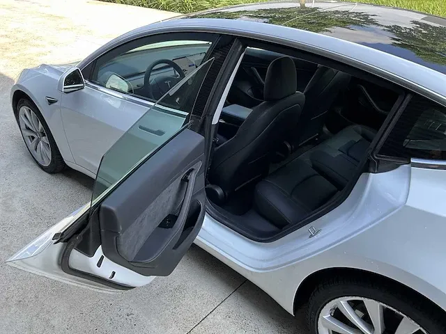 2019 tesla model 3 standard plus personenauto - afbeelding 17 van  28